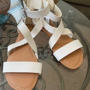 White sandals Charlotte Russe size 9 w/tags